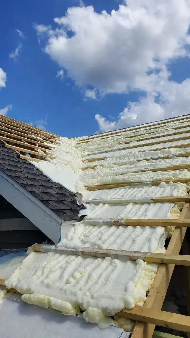 عزل اسطح فوم في الرياض